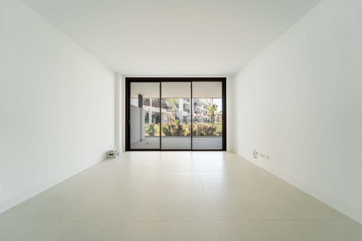 2 Bed Ground Floor Apartment in Fuengirola