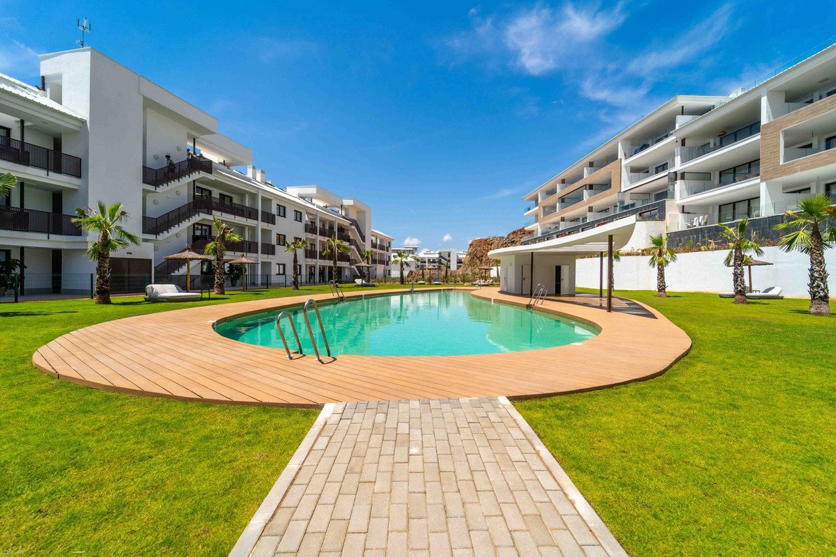 2 Bed Ground Floor Apartment in Fuengirola