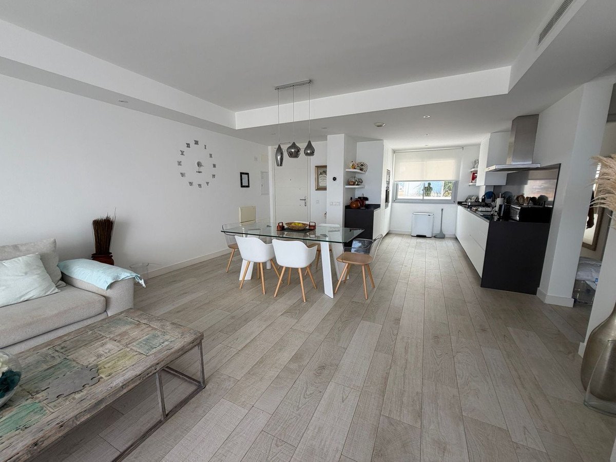2 Bed Middle Floor Apartment in Casares
