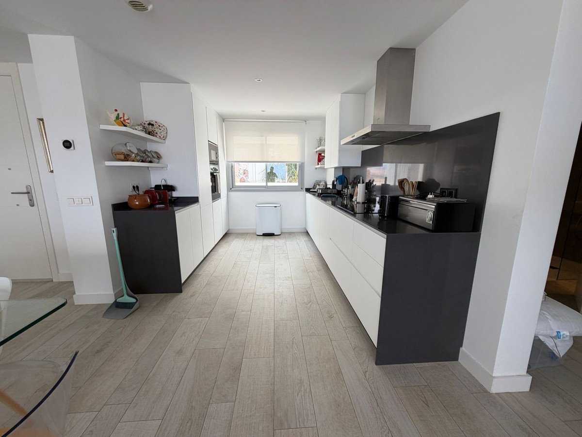 2 Bed Middle Floor Apartment in Casares