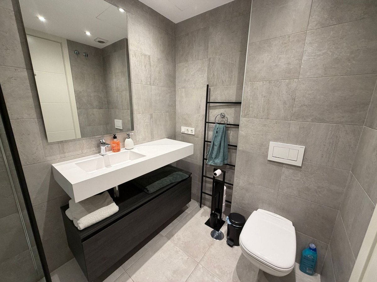 2 Bed Middle Floor Apartment in Casares