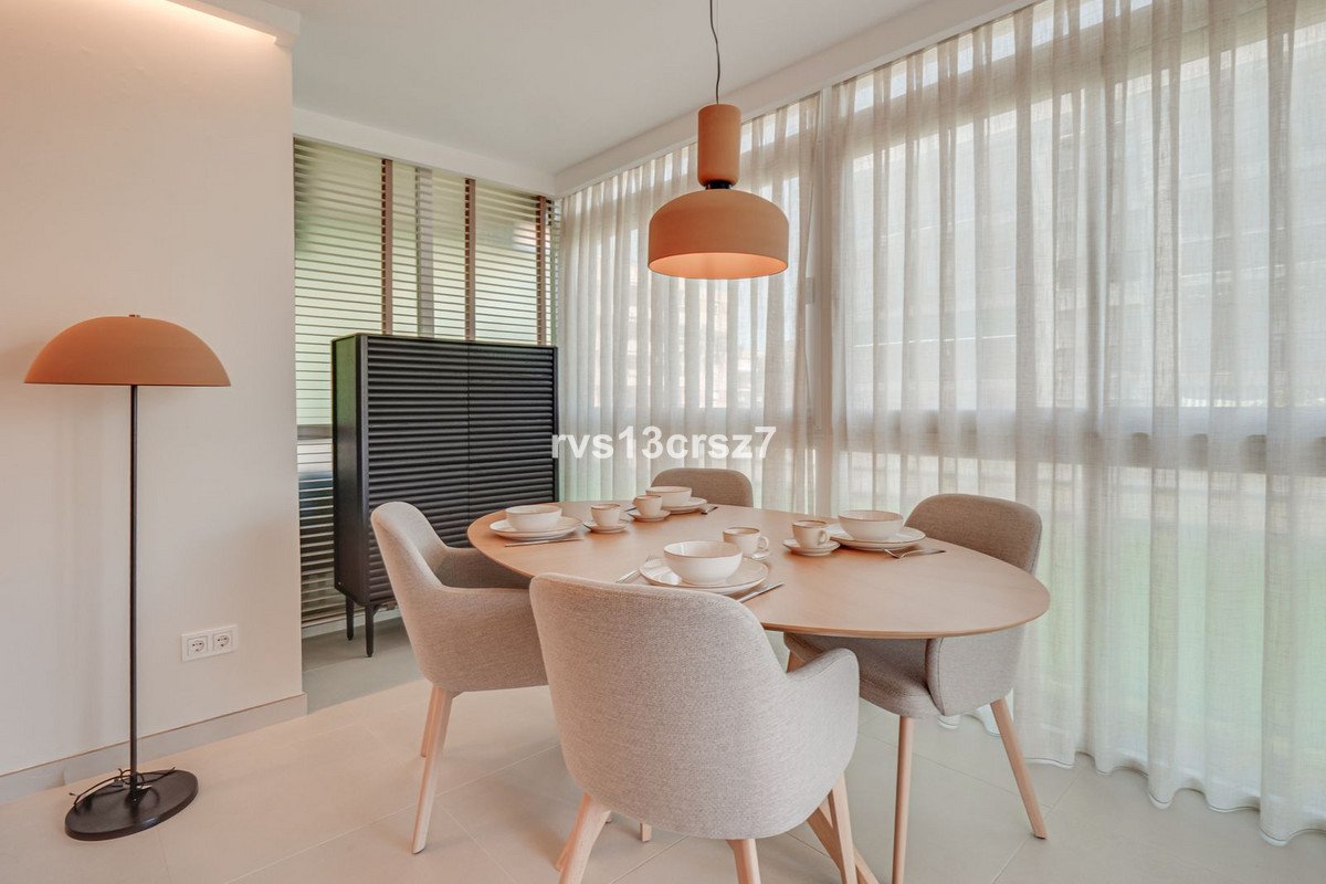 2 Bed Middle Floor Apartment in Marbella