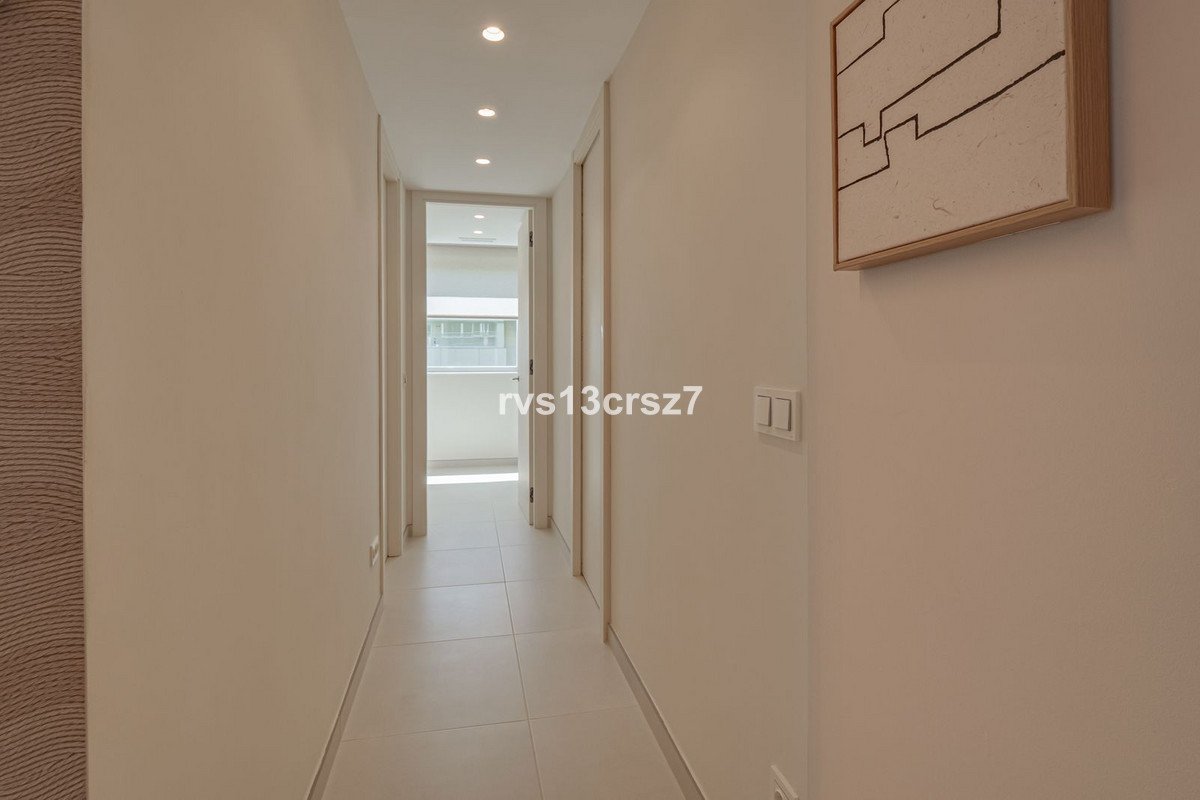 2 Bed Middle Floor Apartment in Marbella