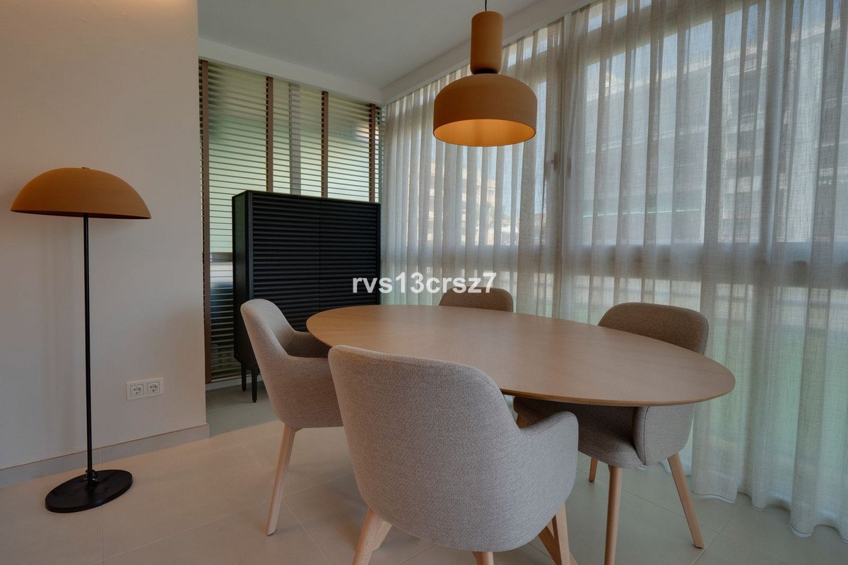 2 Bed Middle Floor Apartment in Marbella