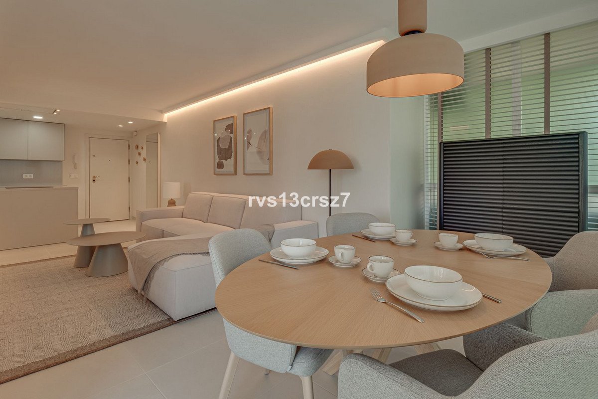 2 Bed Middle Floor Apartment in Marbella