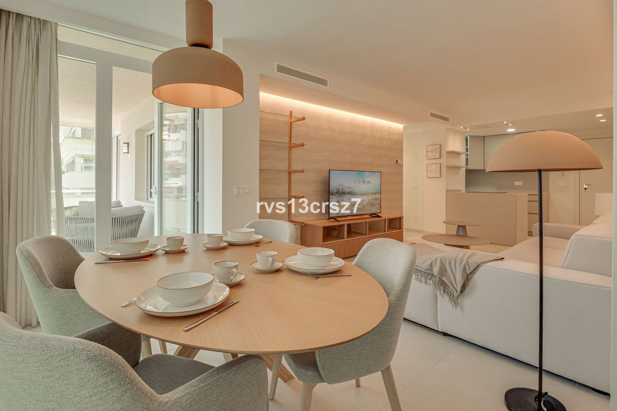 2 Bed Middle Floor Apartment in Marbella