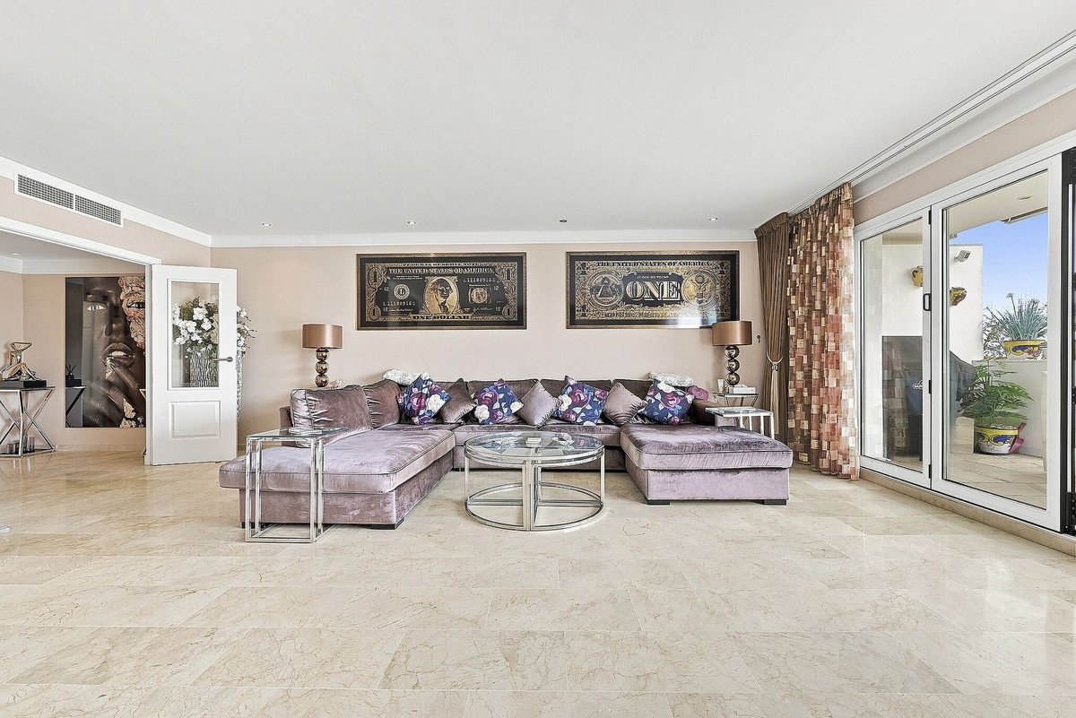 3 Bed Top Floor Apartment in Benalmadena Costa