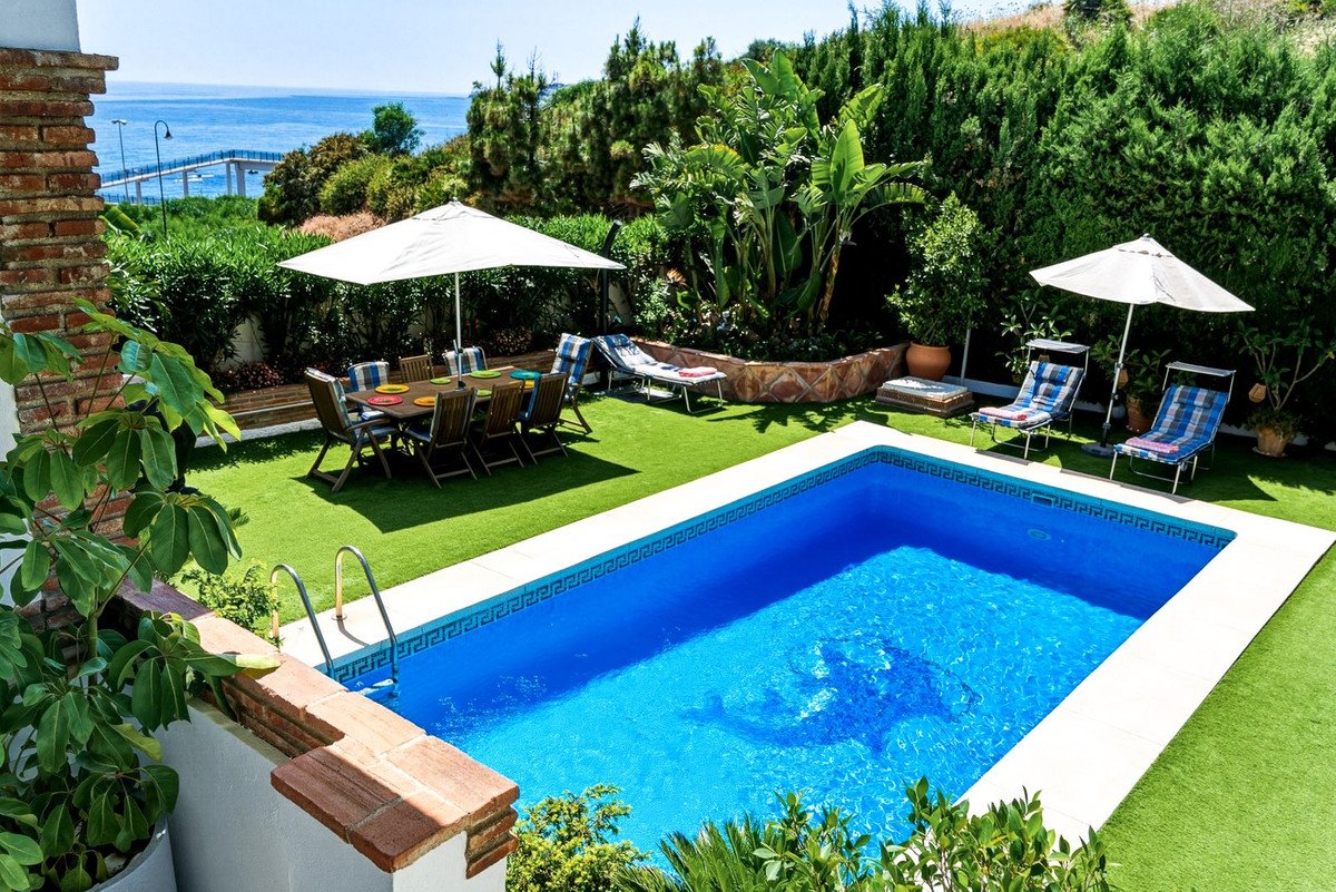 5 Bed Detached Villa in El Chaparral