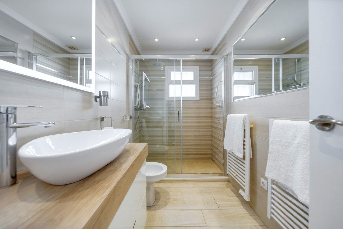 5 Bed Detached Villa in El Chaparral