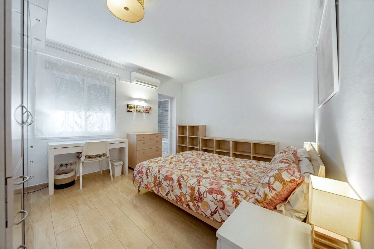 5 Bed Detached Villa in El Chaparral