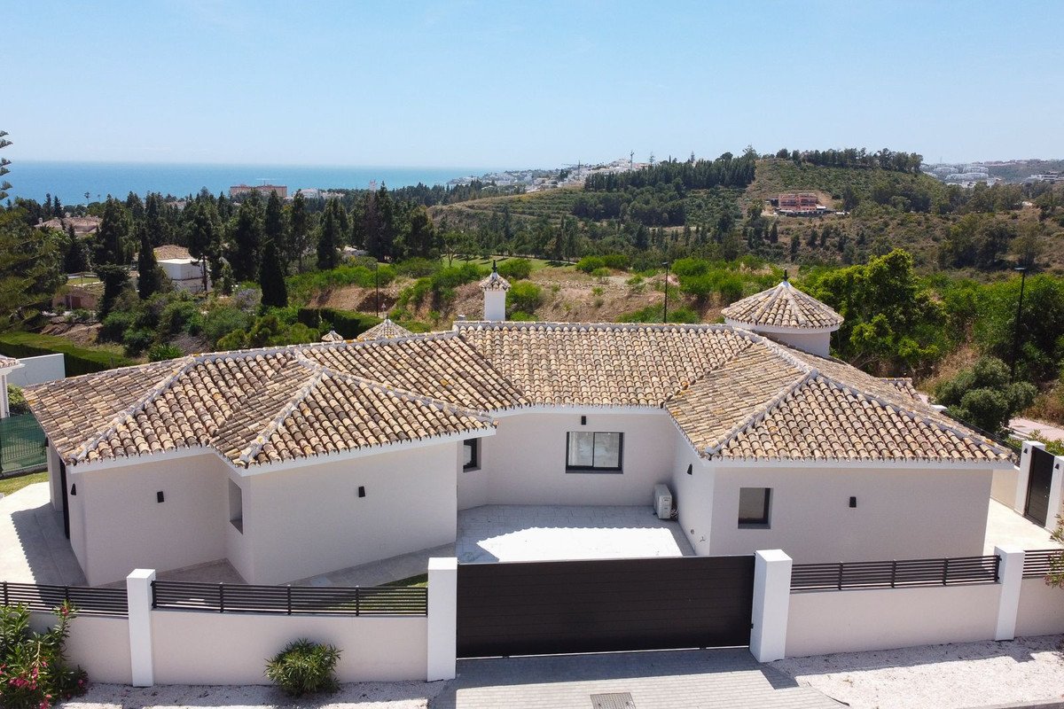 4 Bed Detached Villa in El Chaparral
