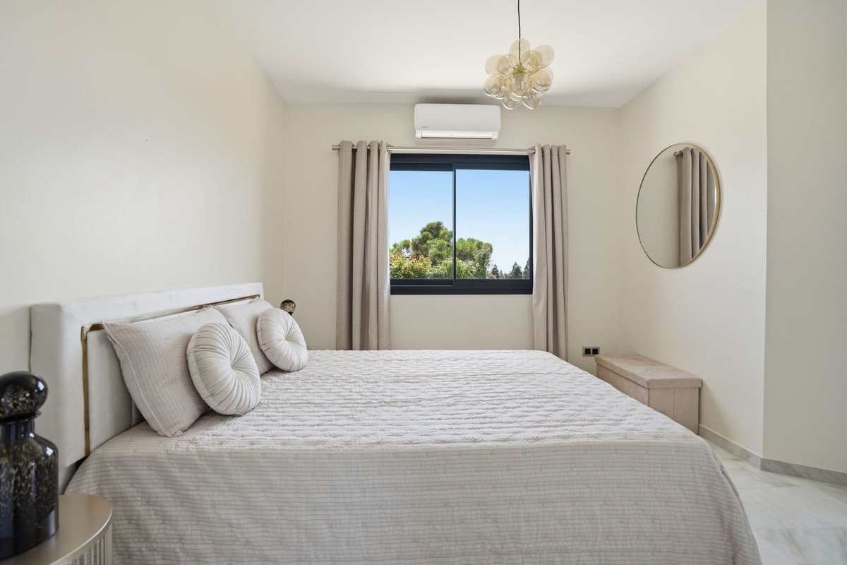 4 Bed Detached Villa in El Chaparral