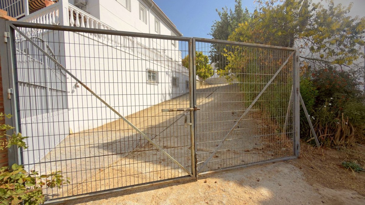 5 Bed Detached Villa in Riofrío