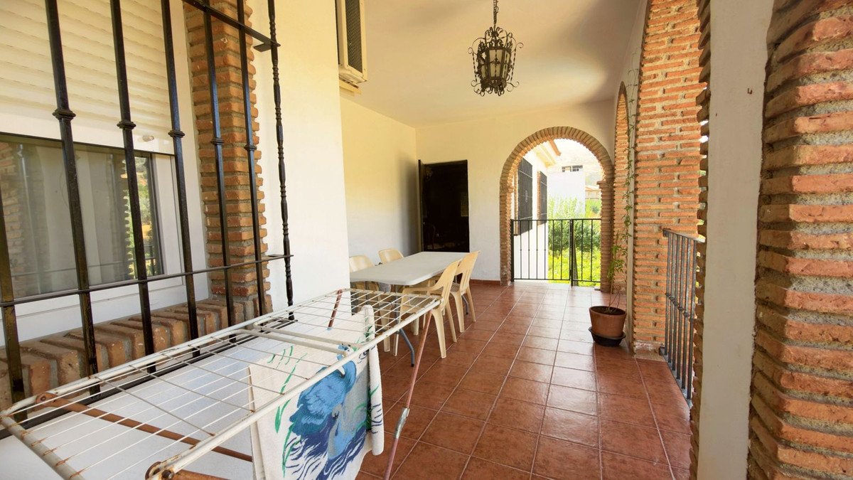 5 Bed Detached Villa in Riofrío