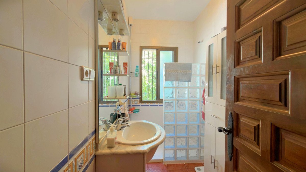 5 Bed Detached Villa in Riofrío