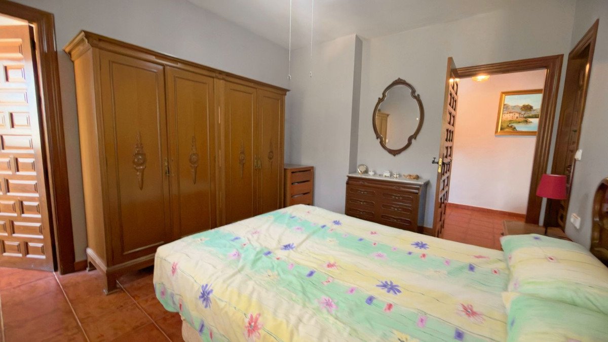 5 Bed Detached Villa in Riofrío