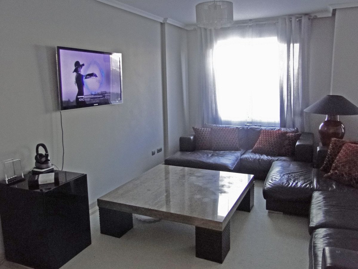 5 Bed Townhouse in Bel Air