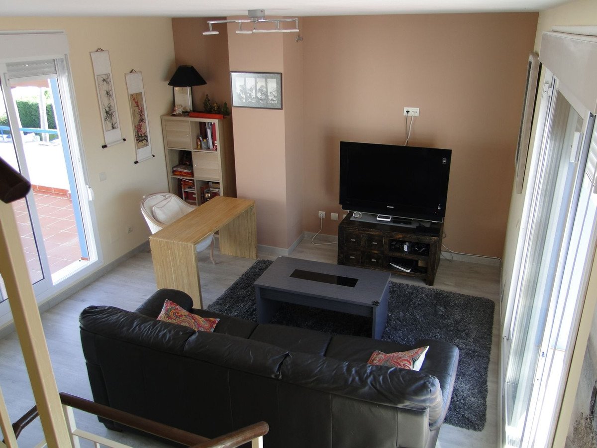 5 Bed Townhouse in Bel Air