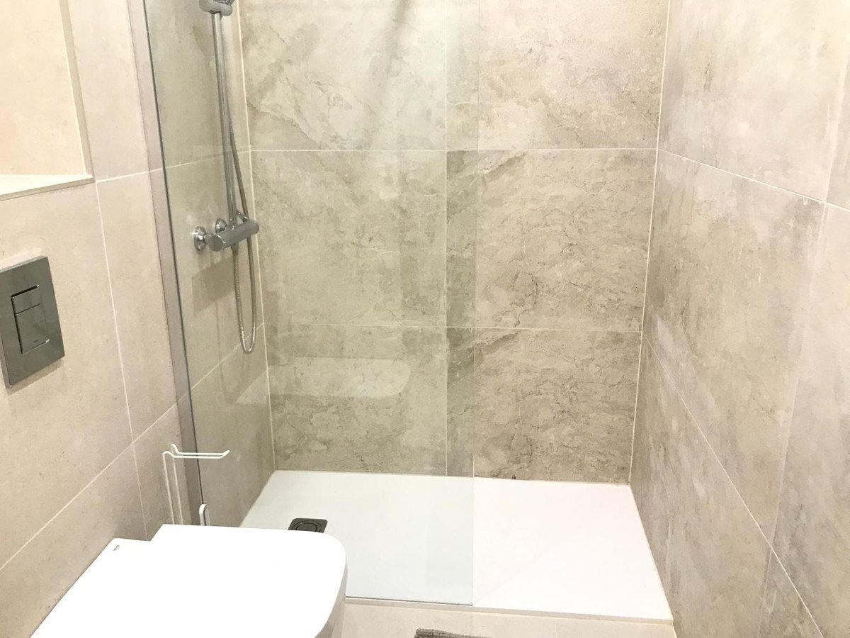 4 Bed Middle Floor Apartment in San Pedro de Alcántara