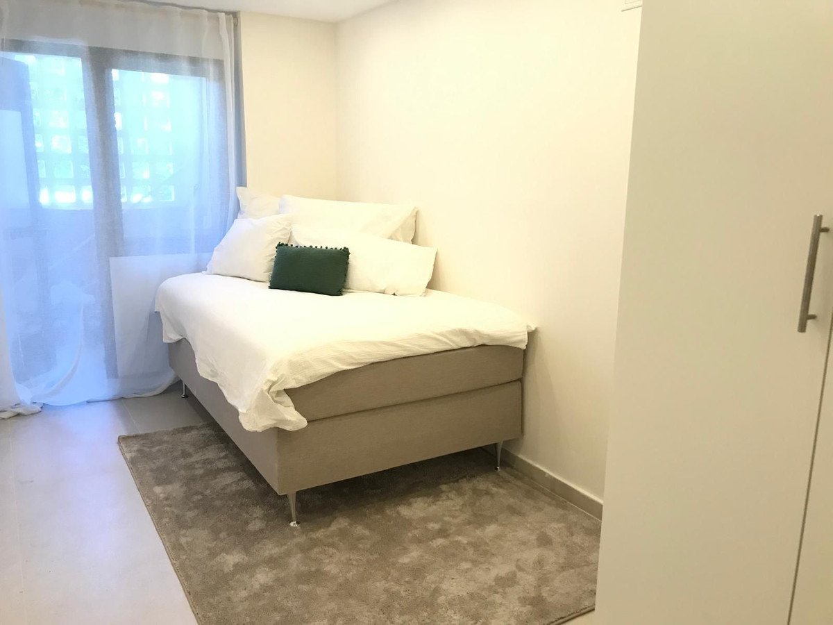 4 Bed Middle Floor Apartment in San Pedro de Alcántara