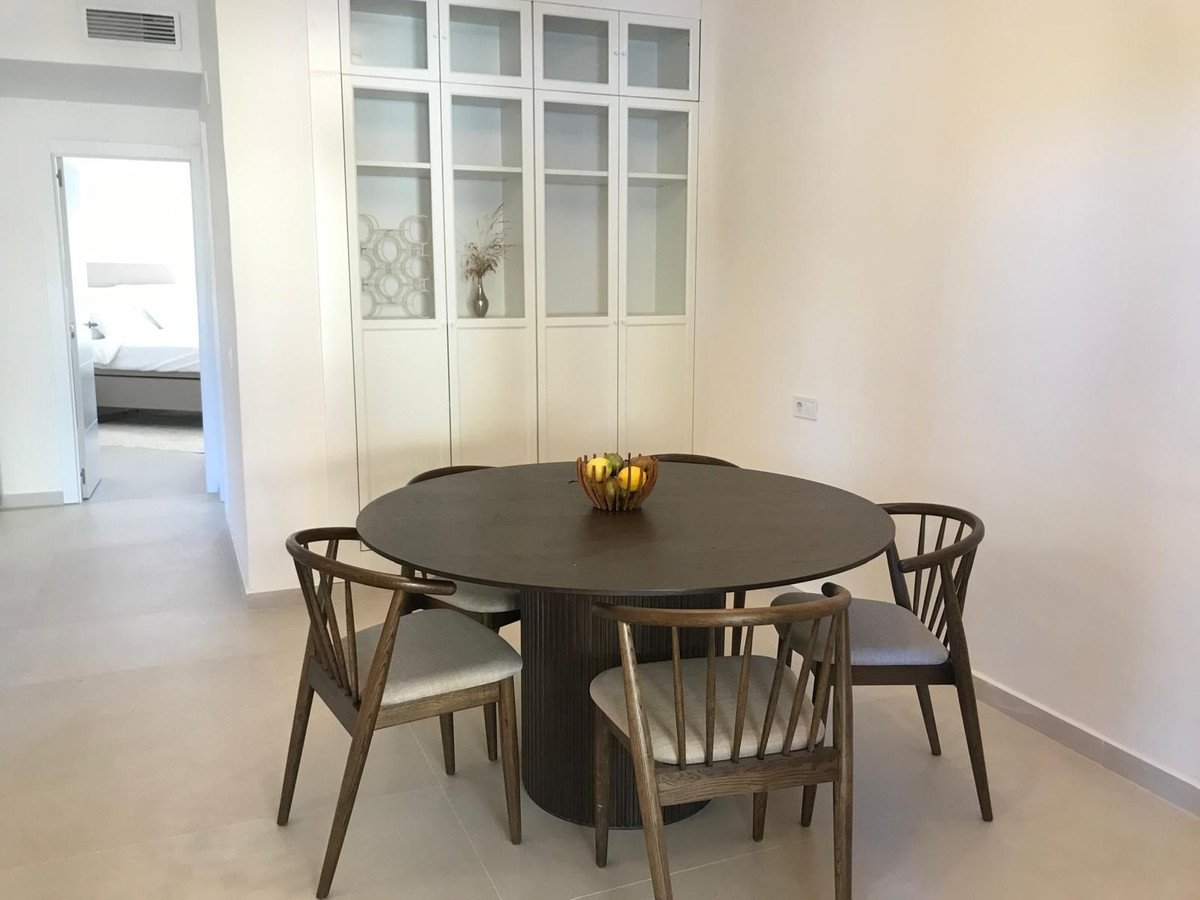 4 Bed Middle Floor Apartment in San Pedro de Alcántara