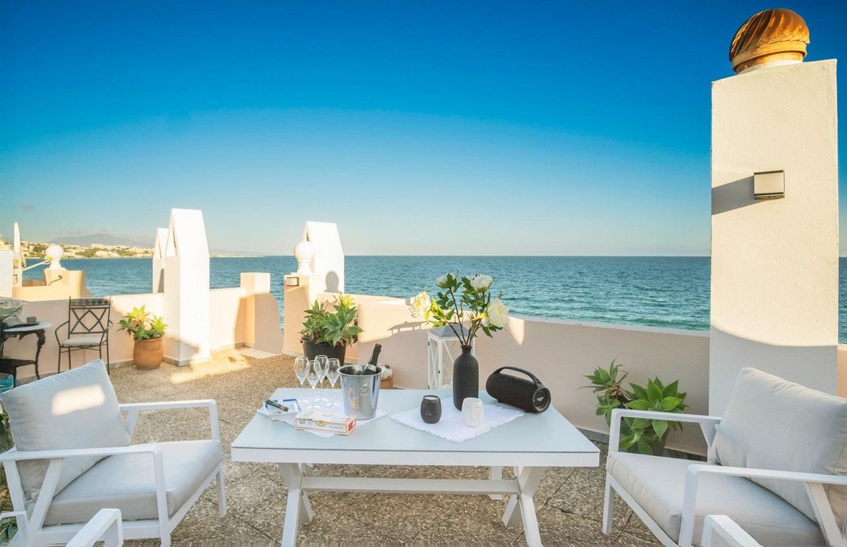 2 Bed Penthouse Duplex in Estepona