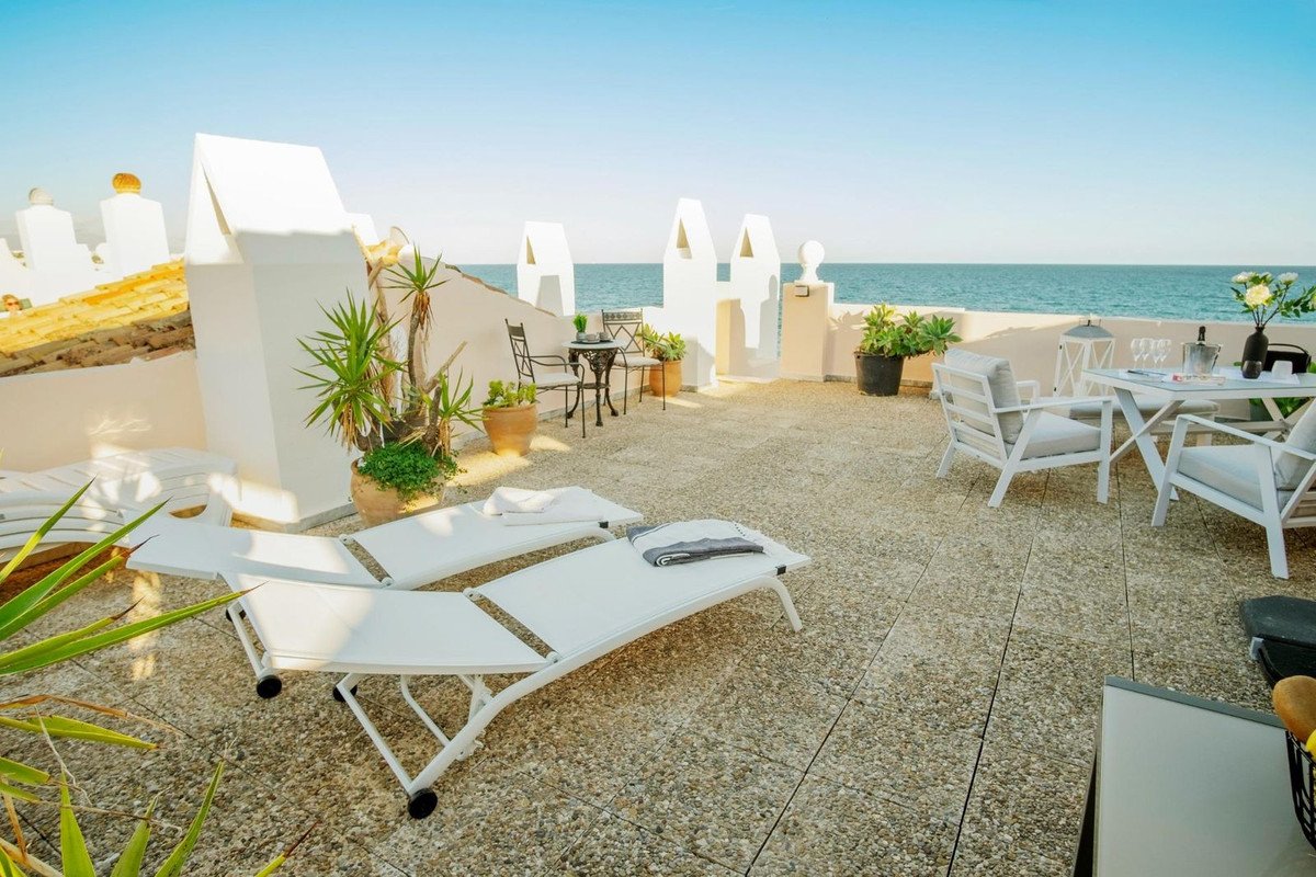 2 Bed Penthouse Duplex in Estepona