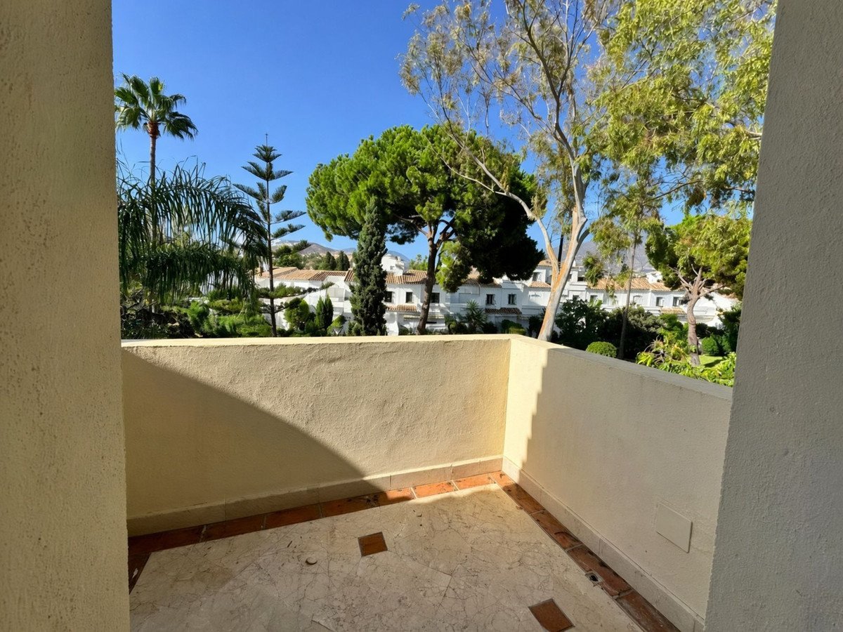 2 Bed Penthouse in Nueva Andalucía
