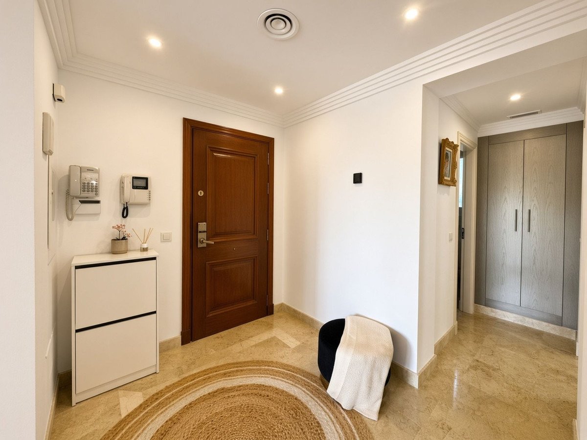 2 Bed Penthouse in Nueva Andalucía