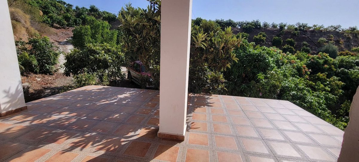 Land in Vélez-Málaga