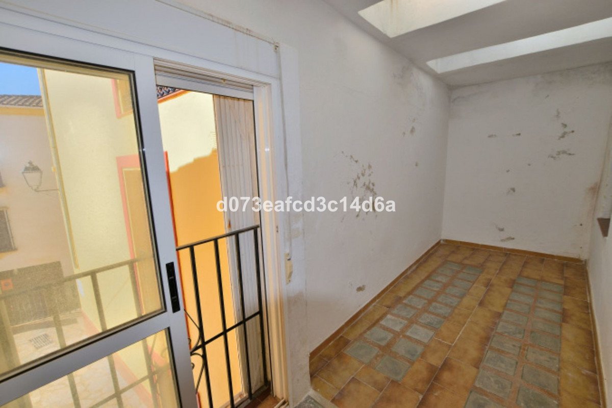 4 Bed Townhouse in Faraján