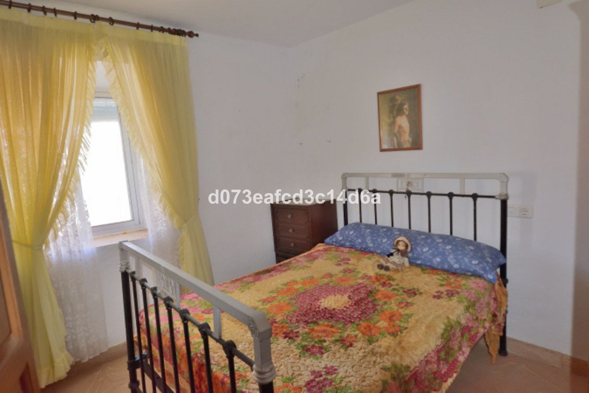 4 Bed Townhouse in Faraján