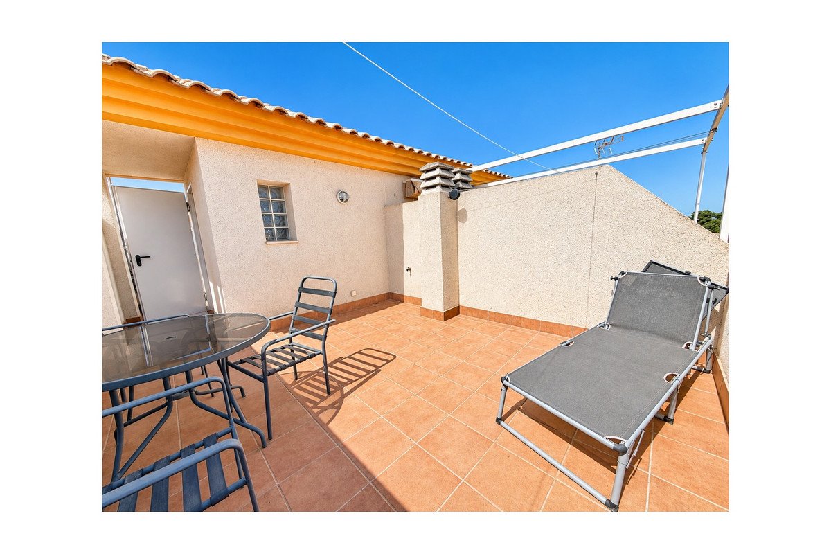 2 Bed Townhouse in Daya Nueva