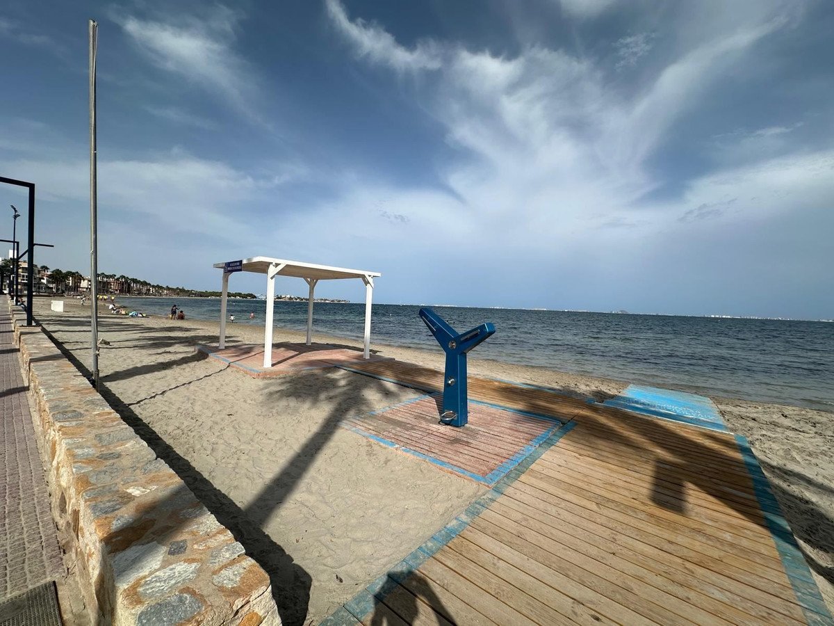 3 Bed Top Floor Apartment in Los Alcazares