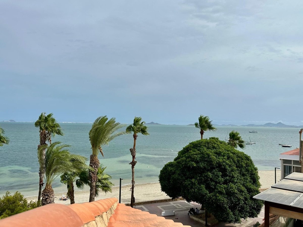 3 Bed Top Floor Apartment in Los Alcazares