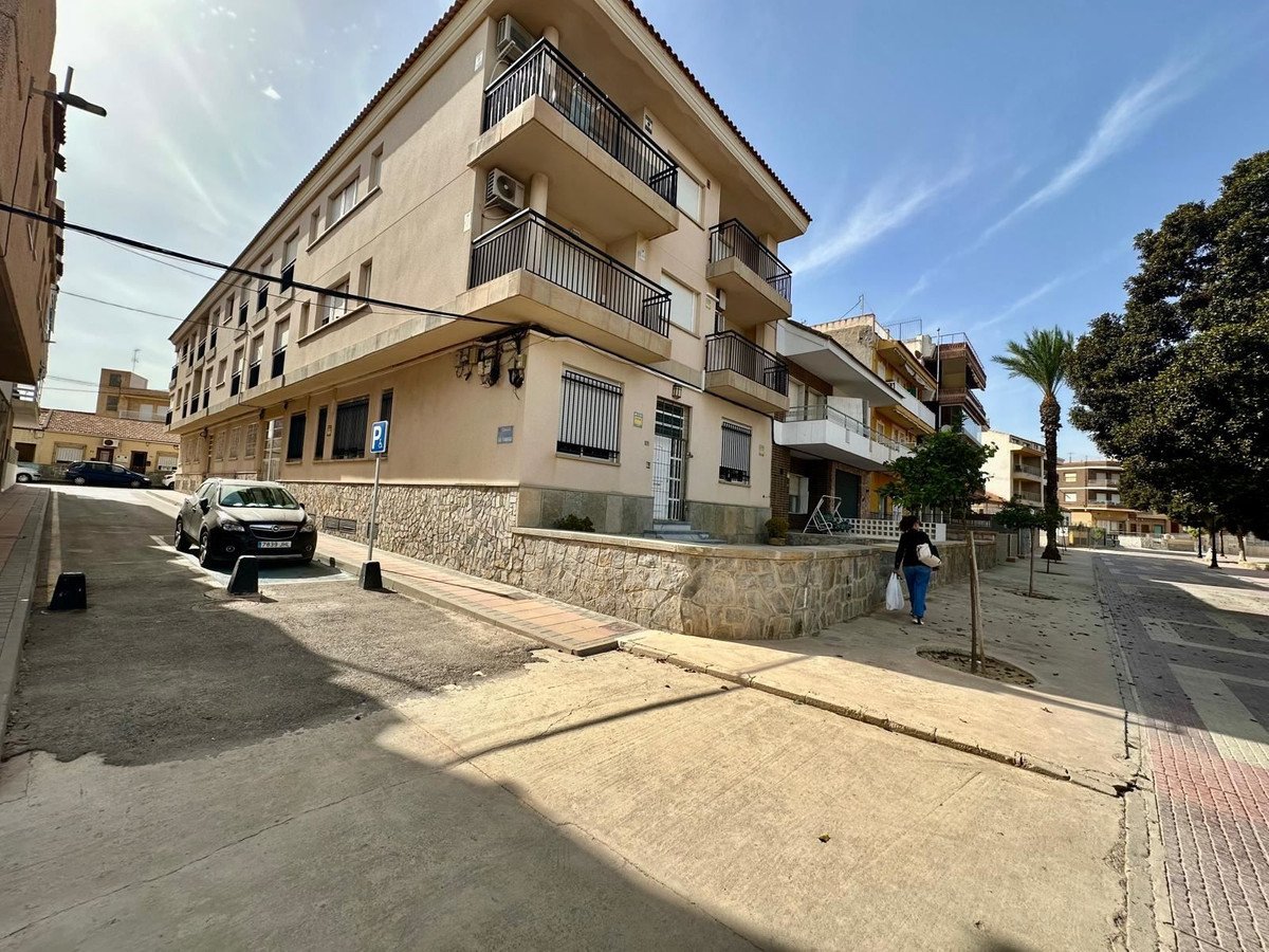 3 Bed Top Floor Apartment in Los Alcazares