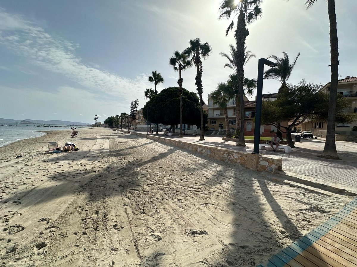 3 Bed Top Floor Apartment in Los Alcazares