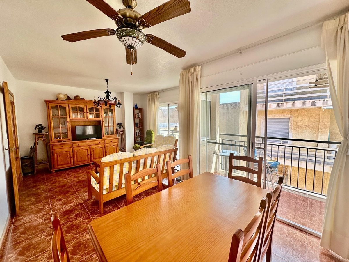 3 Bed Top Floor Apartment in Los Alcazares