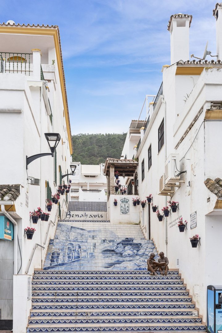 2 Bed Ground Floor Apartment in Benahavís