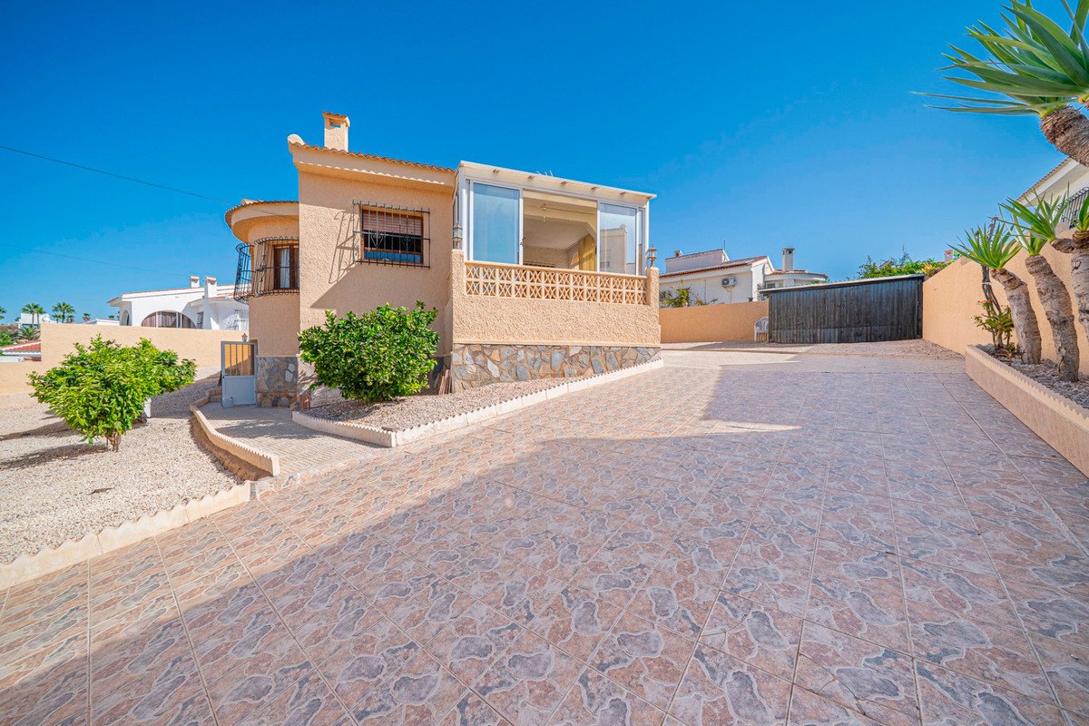 5 Bed Detached Villa in Ciudad Quesada