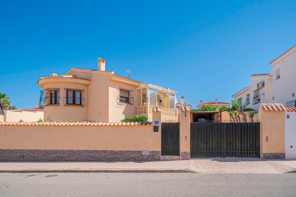 5 Bed Detached Villa in Ciudad Quesada