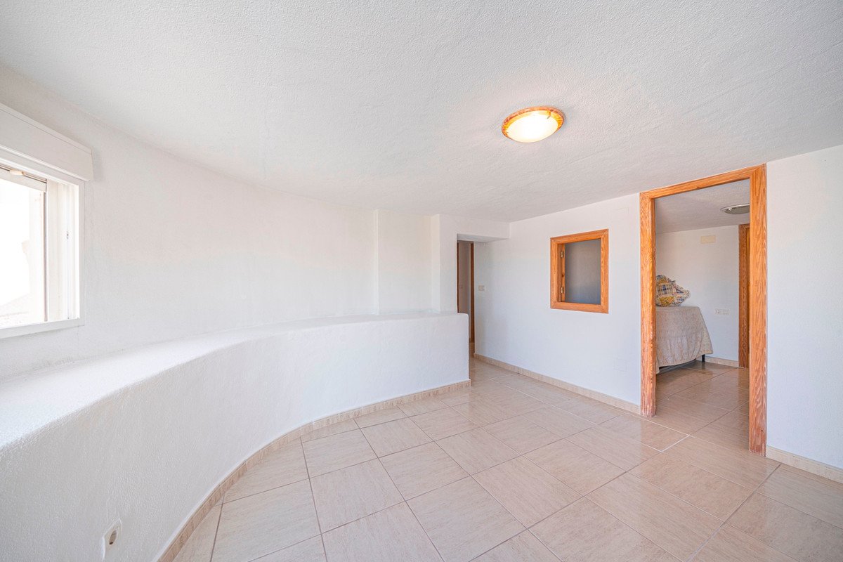 5 Bed Detached Villa in Ciudad Quesada