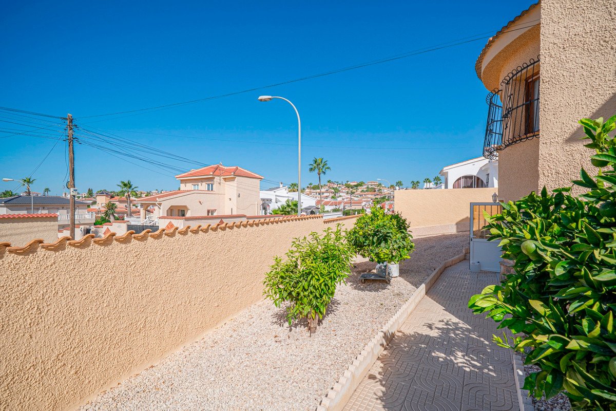 5 Bed Detached Villa in Ciudad Quesada