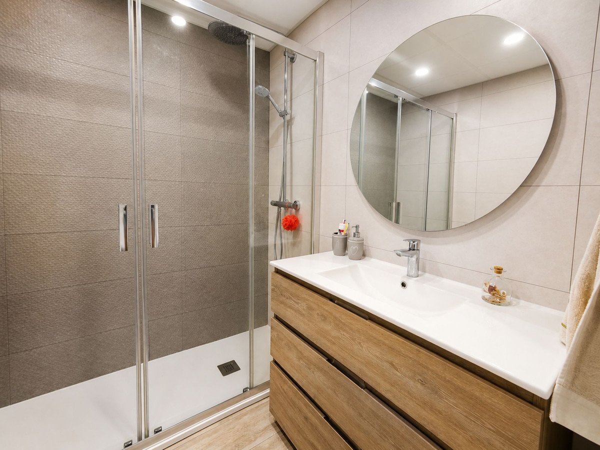 3 Bed Ground Floor Apartment in La Duquesa