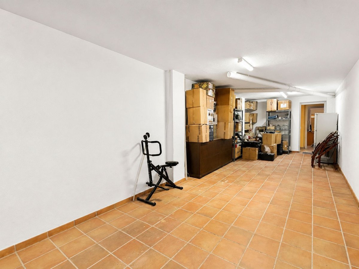 3 Bed Ground Floor Apartment in La Duquesa