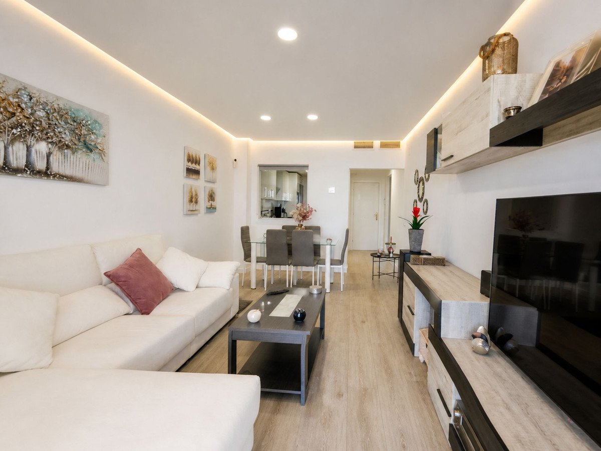 3 Bed Ground Floor Apartment in La Duquesa