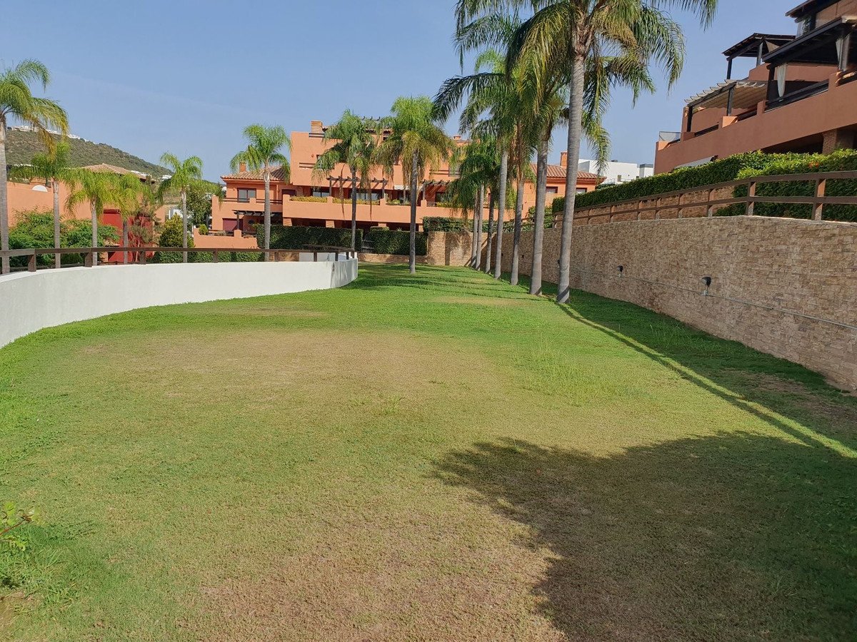 2 Bed Ground Floor Apartment in Casares