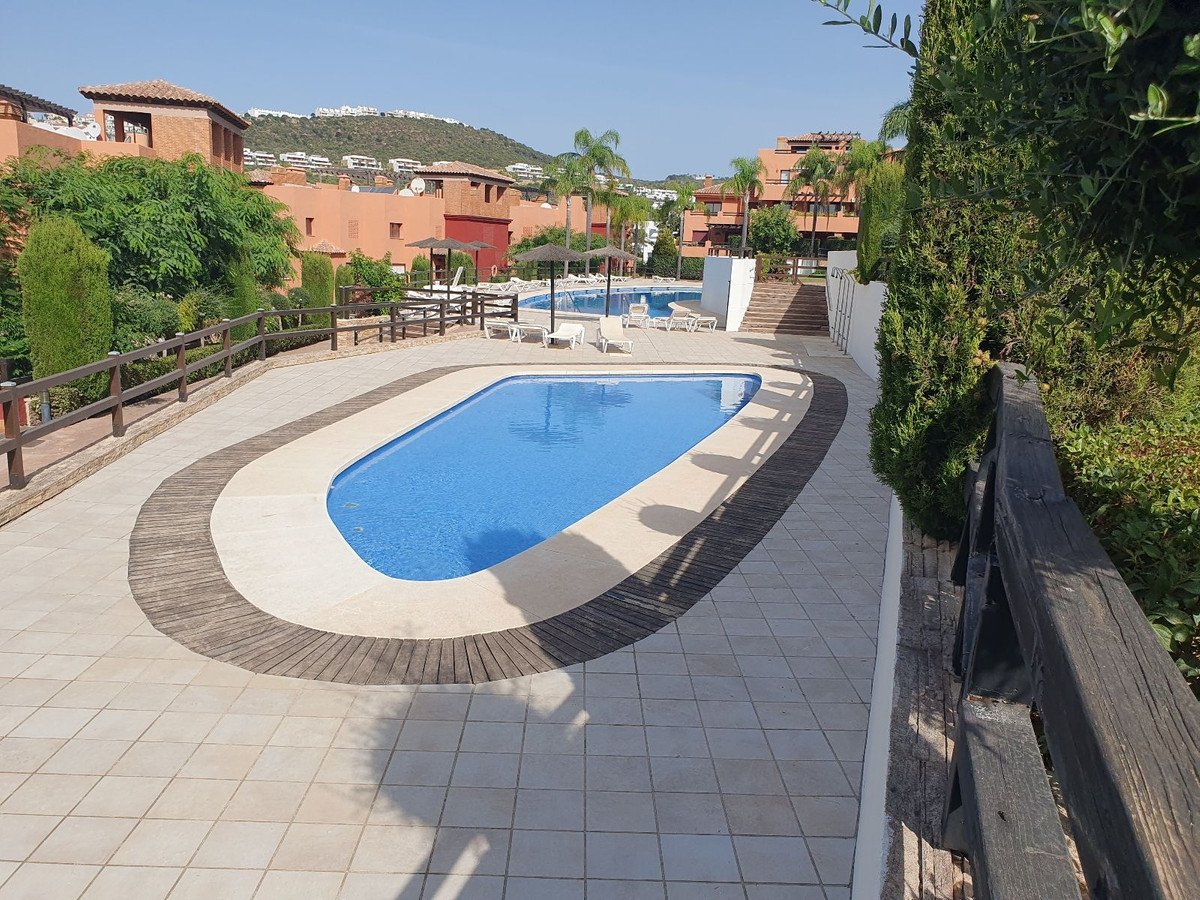 2 Bed Ground Floor Apartment in Casares