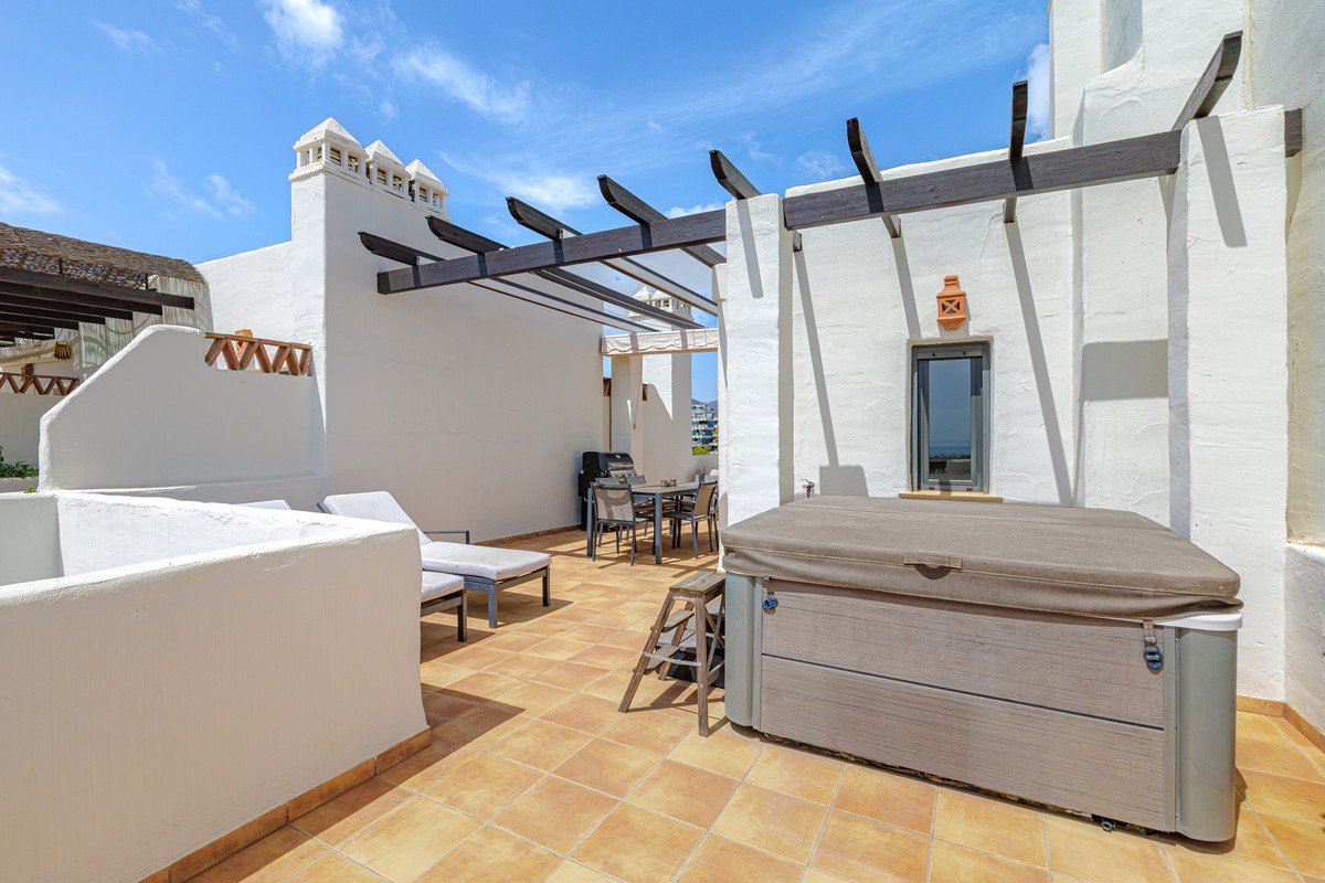 2 Bed Penthouse Duplex in Estepona