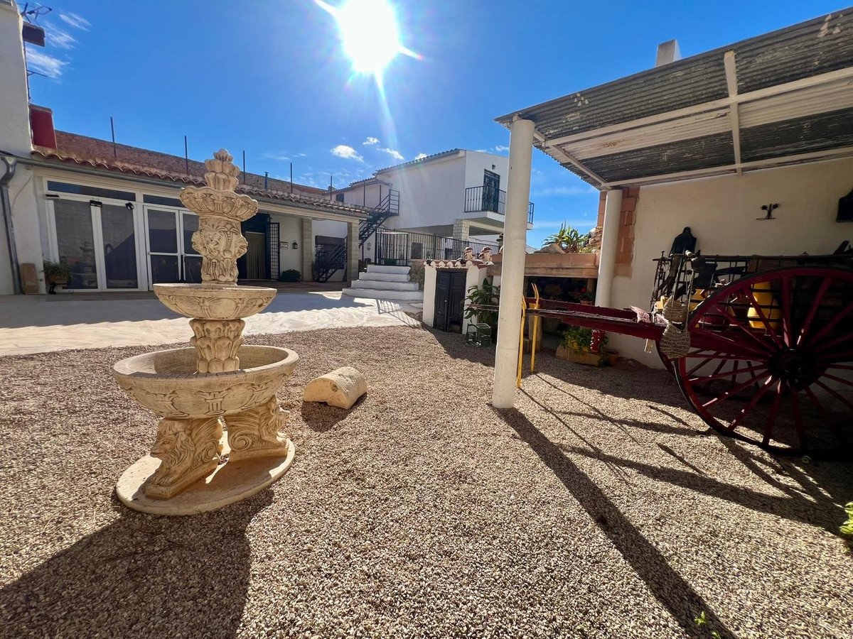 5 Bed Finca - Cortijo in Jumilla